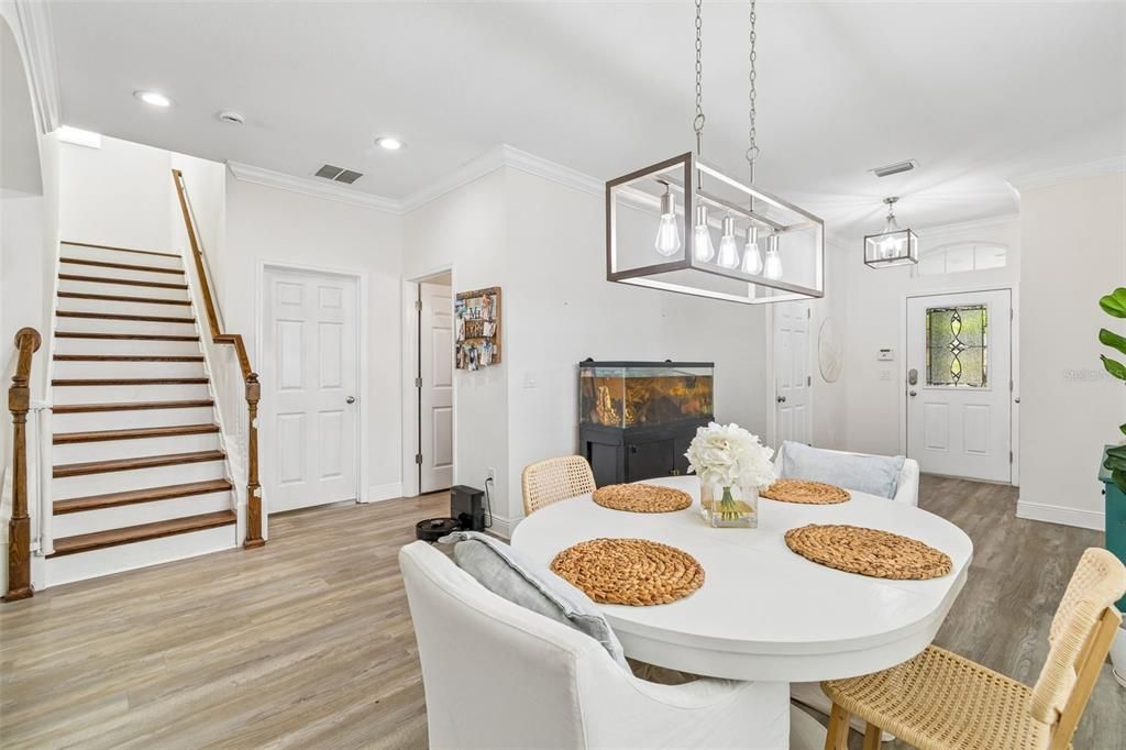 For Sale: $595,000 (5 beds, 3 baths, 2932 Square Feet)