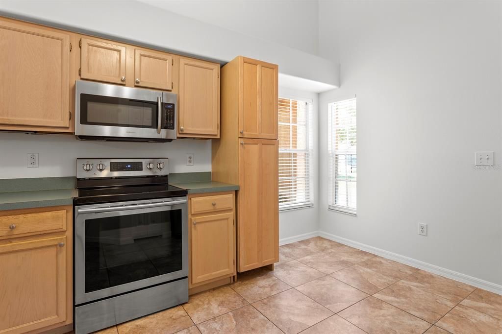 En Venta: $450,000 (3 camas, 2 baños, 1419 Pies cuadrados)