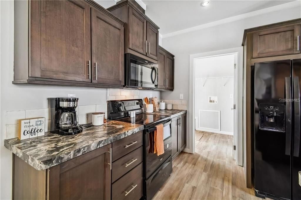 En Venta: $172,000 (2 camas, 2 baños, 1231 Pies cuadrados)