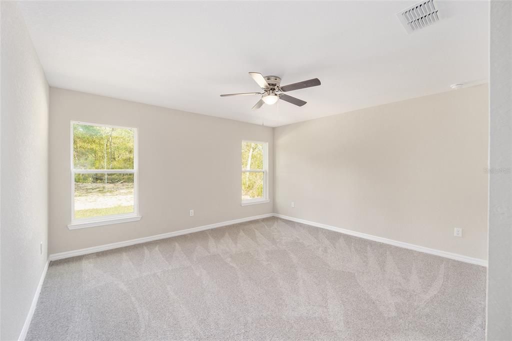 For Sale: $269,000 (3 beds, 2 baths, 1671 Square Feet)