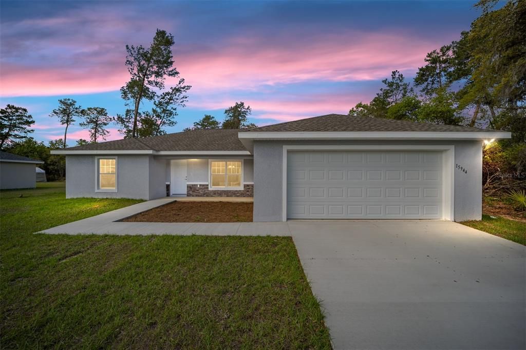 For Sale: $269,000 (3 beds, 2 baths, 1671 Square Feet)