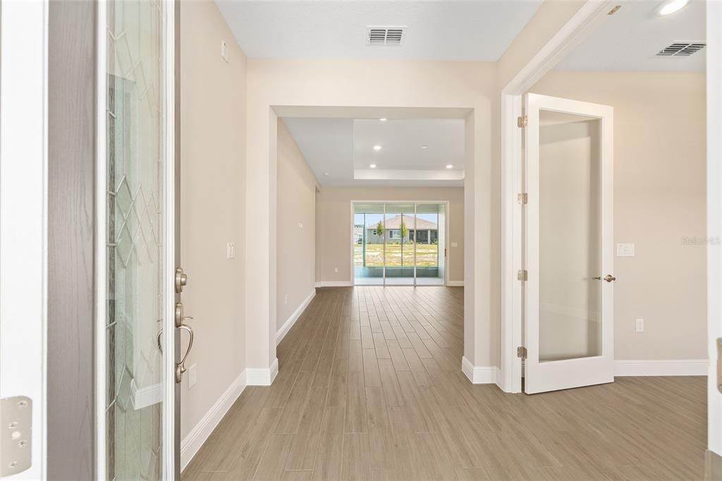 En Venta: $419,750 (2 camas, 2 baños, 1718 Pies cuadrados)