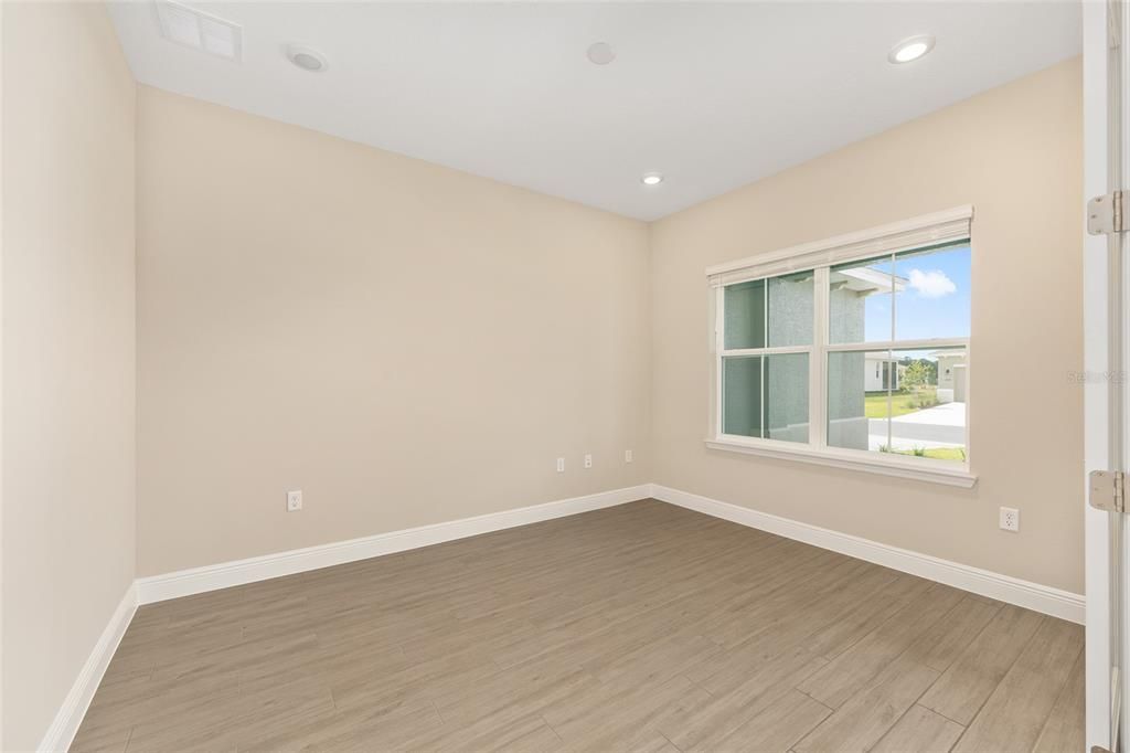 En Venta: $419,750 (2 camas, 2 baños, 1718 Pies cuadrados)