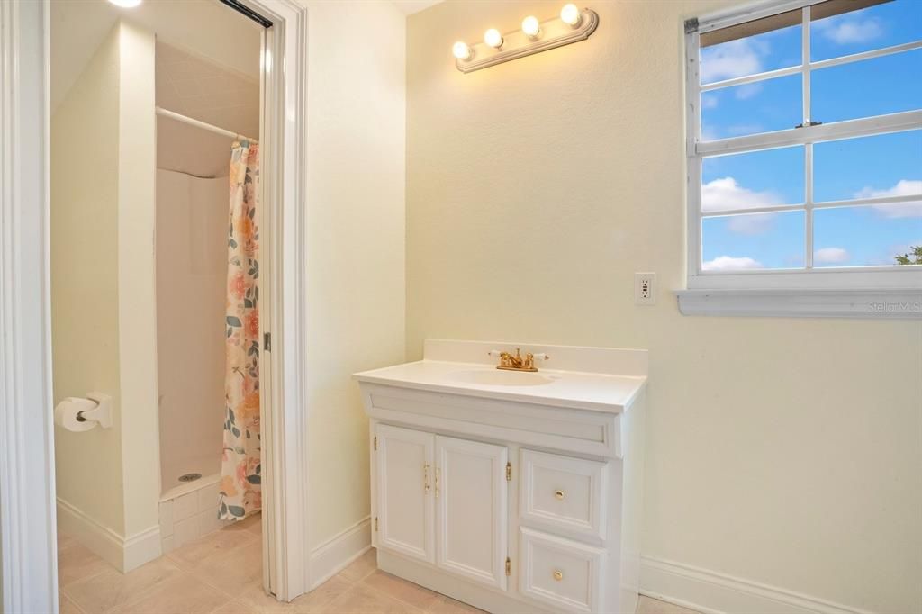 For Sale: $3,000,000 (5 beds, 4 baths, 7208 Square Feet)
