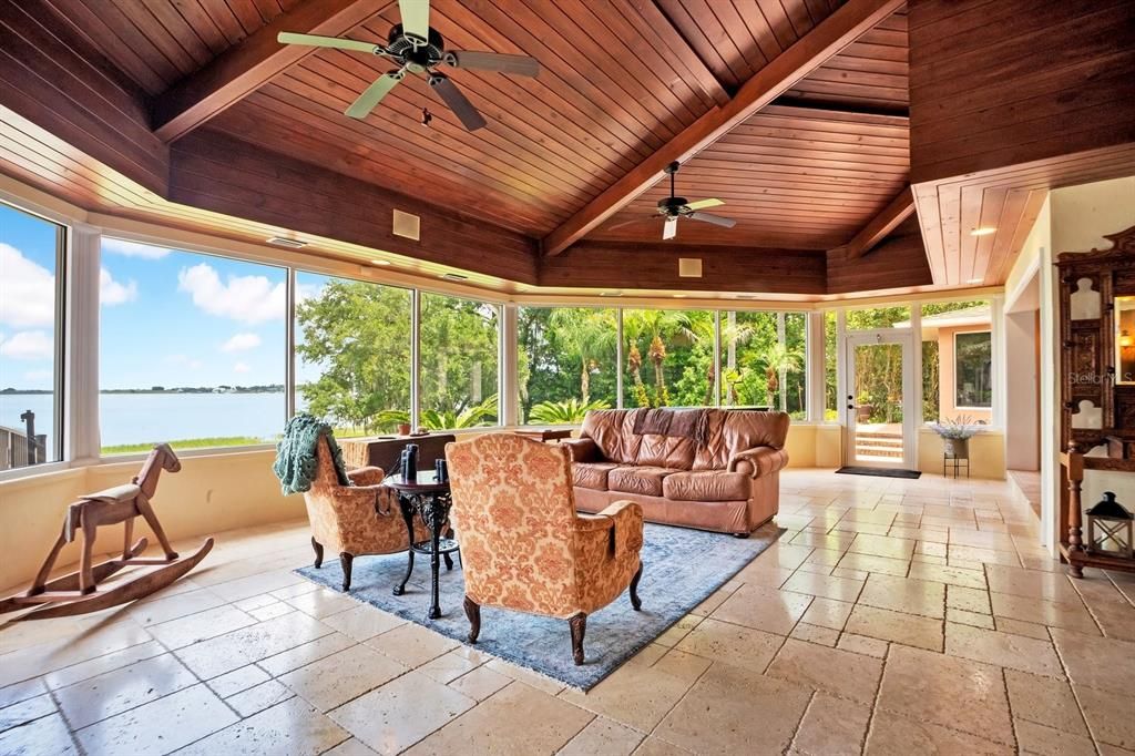 For Sale: $3,000,000 (5 beds, 4 baths, 7208 Square Feet)
