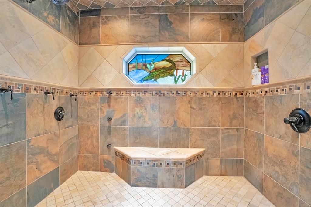 For Sale: $3,000,000 (5 beds, 4 baths, 7208 Square Feet)