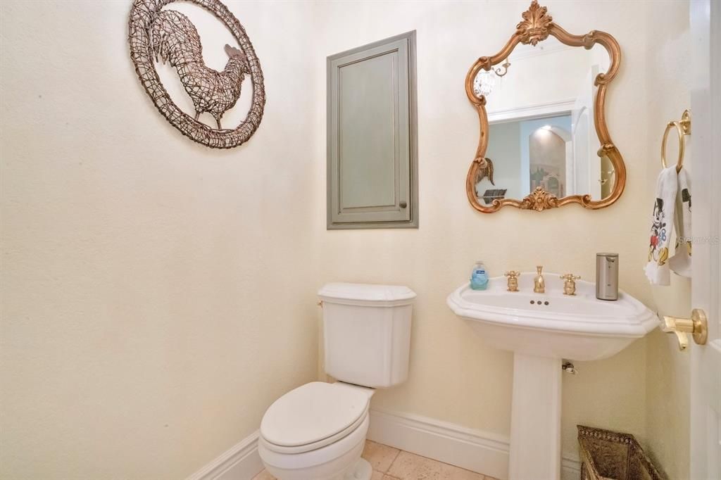 For Sale: $3,000,000 (5 beds, 4 baths, 7208 Square Feet)