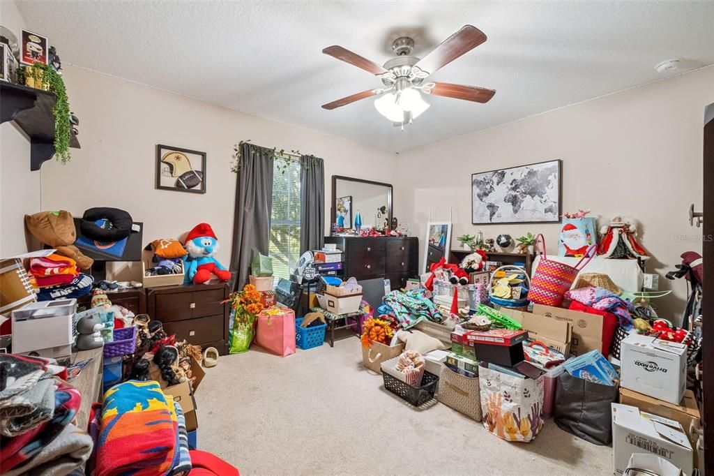 For Sale: $419,000 (4 beds, 3 baths, 2356 Square Feet)
