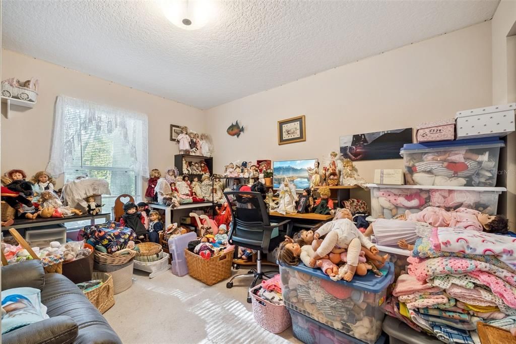 For Sale: $419,000 (4 beds, 3 baths, 2356 Square Feet)