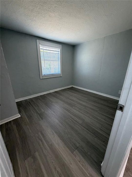 В аренду: $1,995 (4 спален, 1 ванн, 1042 Квадратных фут)