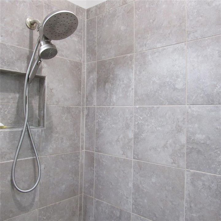 В аренду: $3,400 (4 спален, 3 ванн, 2345 Квадратных фут)