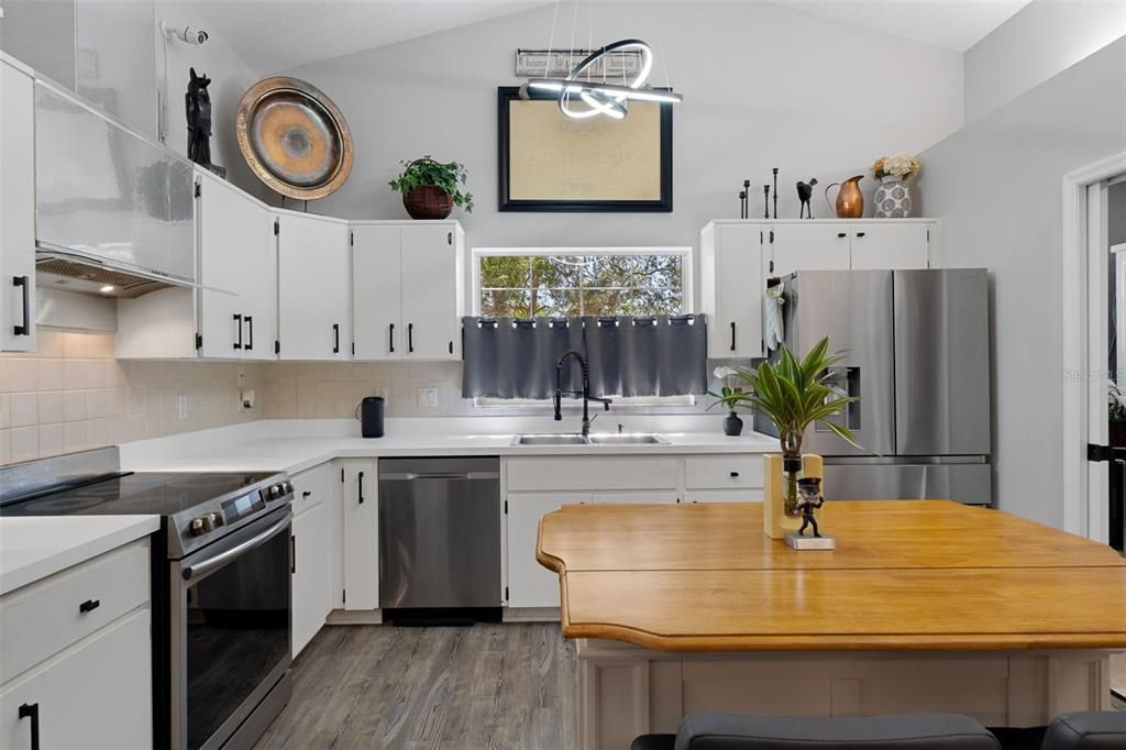 En Venta: $339,900 (3 camas, 2 baños, 1541 Pies cuadrados)
