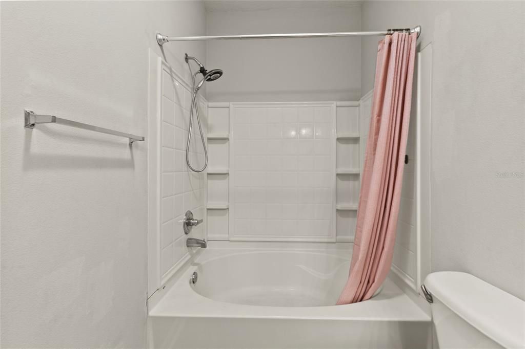 En Venta: $224,000 (2 camas, 2 baños, 1048 Pies cuadrados)