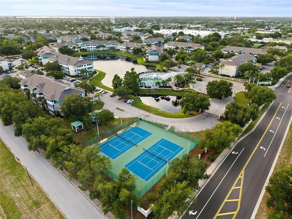 En Venta: $224,000 (2 camas, 2 baños, 1048 Pies cuadrados)