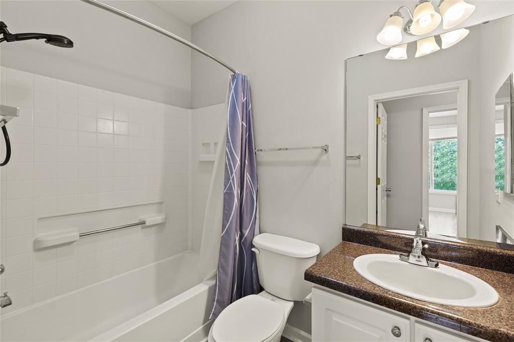 En Venta: $224,000 (2 camas, 2 baños, 1048 Pies cuadrados)