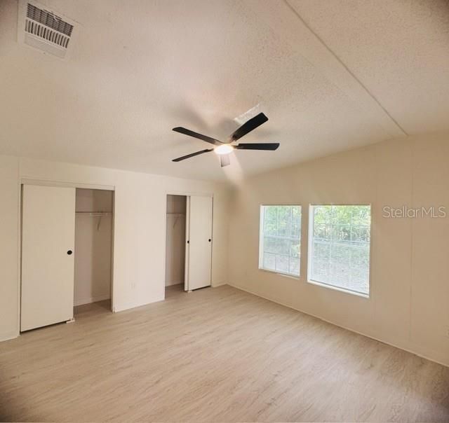 En Venta: $239,900 (3 camas, 2 baños, 1400 Pies cuadrados)
