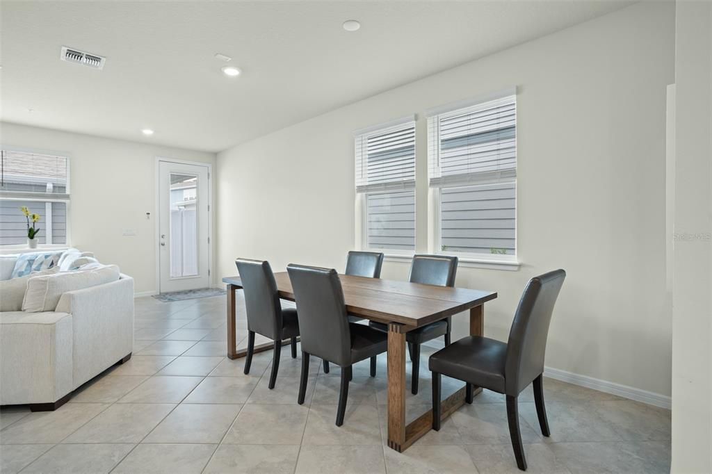Active With Contract: $2,900 (4 beds, 3 baths, 1809 Square Feet)