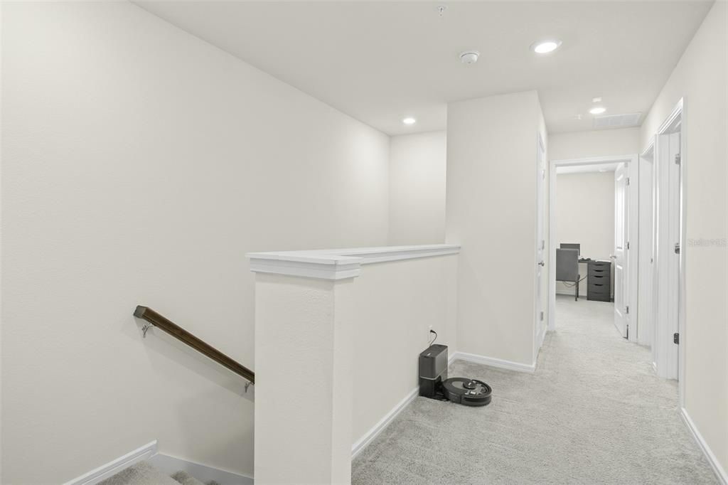 Active With Contract: $2,900 (4 beds, 3 baths, 1809 Square Feet)
