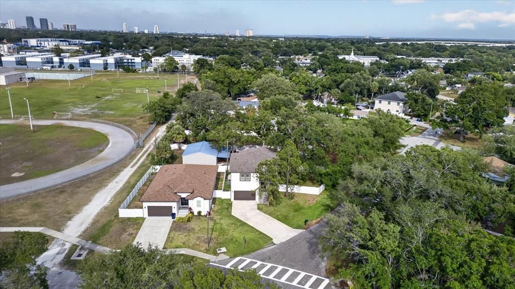 En Venta: $925,000 (4 camas, 3 baños, 2370 Pies cuadrados)