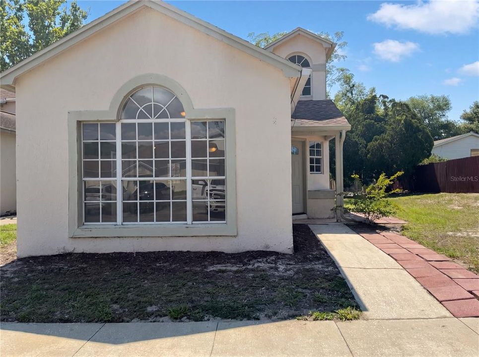 En Venta: $260,000 (3 camas, 2 baños, 1401 Pies cuadrados)
