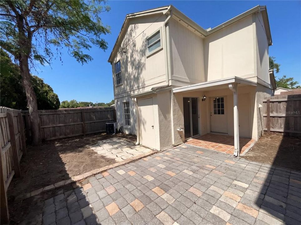 En Venta: $260,000 (3 camas, 2 baños, 1401 Pies cuadrados)