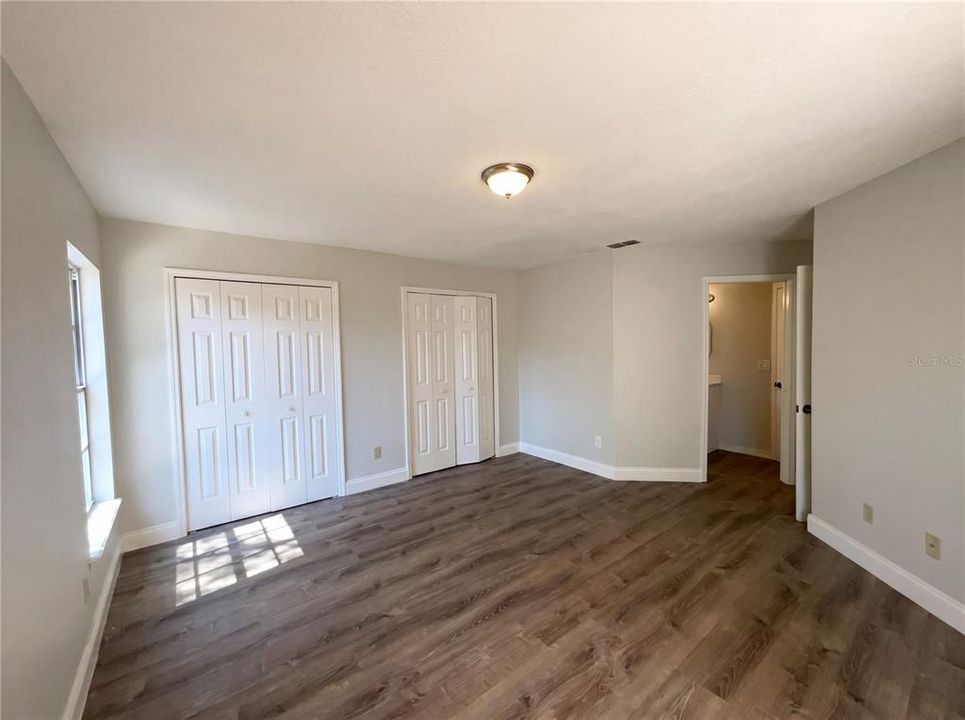 En Venta: $260,000 (3 camas, 2 baños, 1401 Pies cuadrados)