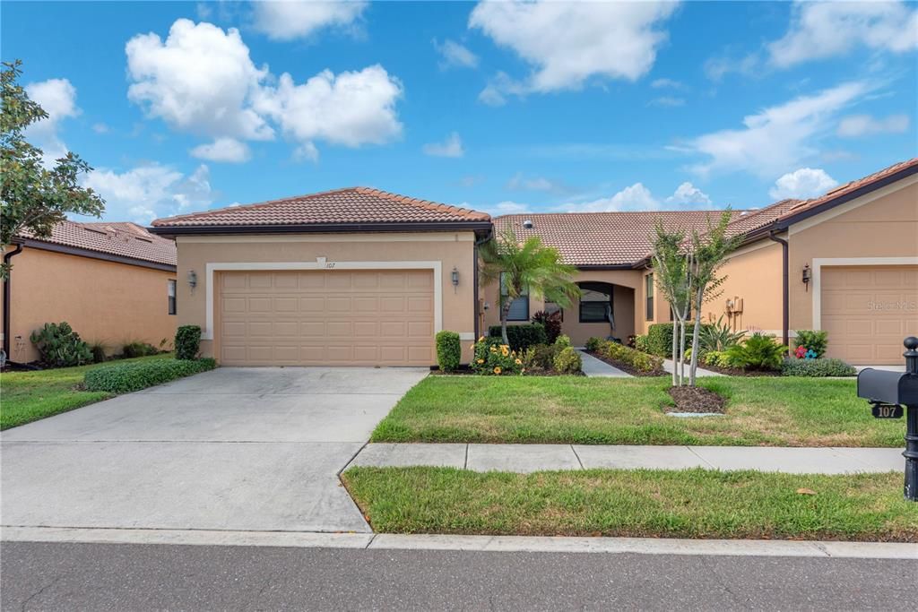 For Sale: $275,000 (3 beds, 2 baths, 1616 Square Feet)