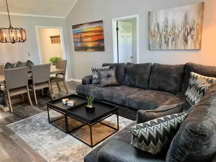 For Sale: $224,640 (3 beds, 3 baths, 1366 Square Feet)