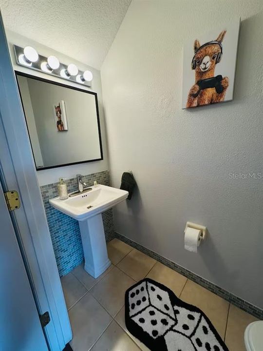 В аренду: $1,750 (2 спален, 2 ванн, 988 Квадратных фут)