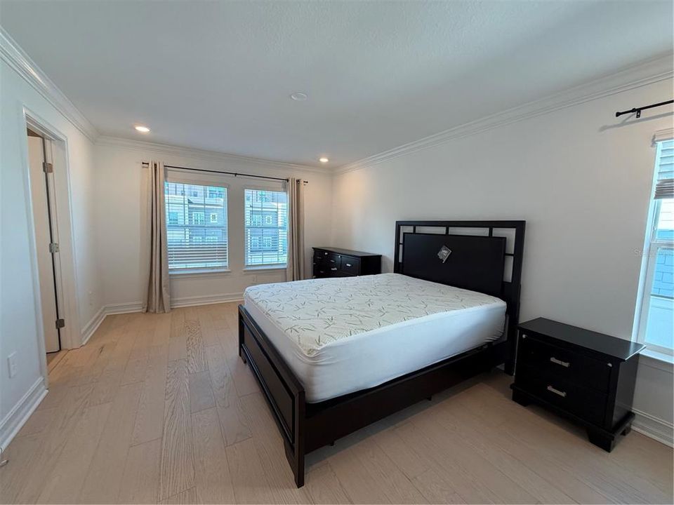 В аренду: $5,800 (4 спален, 3 ванн, 2173 Квадратных фут)