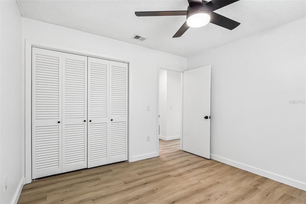 For Sale: $475,000 (4 beds, 2 baths, 1709 Square Feet)