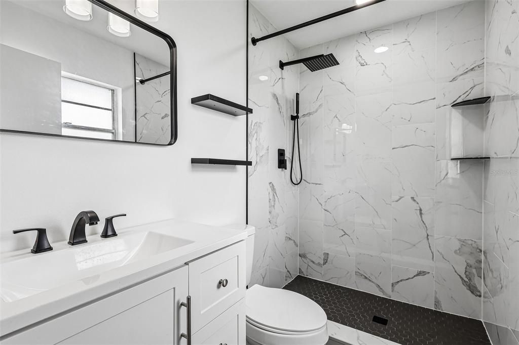 For Sale: $475,000 (4 beds, 2 baths, 1709 Square Feet)