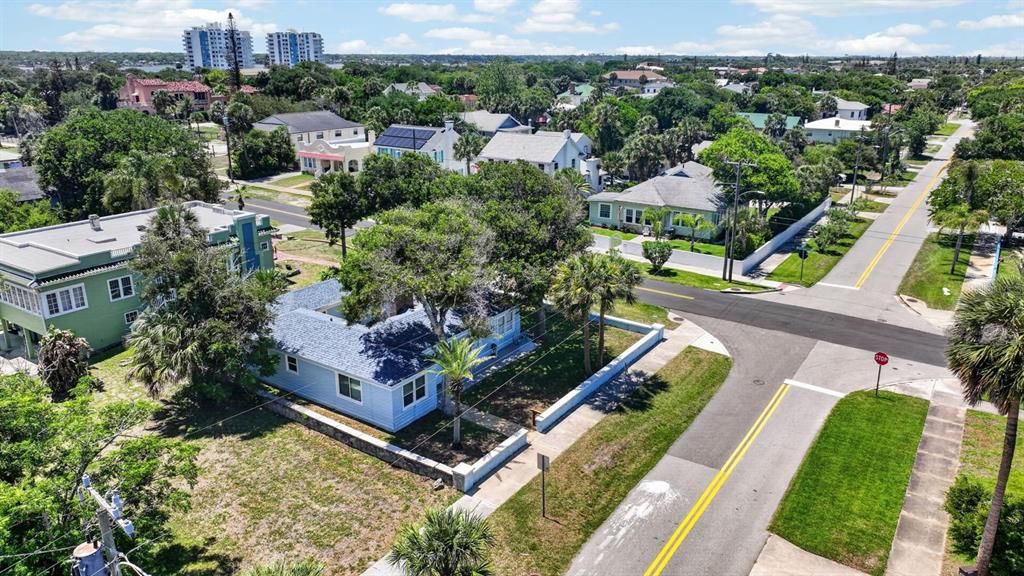 For Sale: $380,000 (4 beds, 2 baths, 1709 Square Feet)
