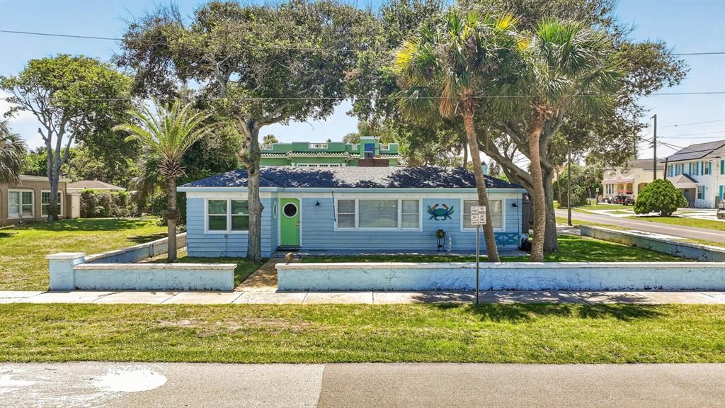 For Sale: $380,000 (4 beds, 2 baths, 1709 Square Feet)