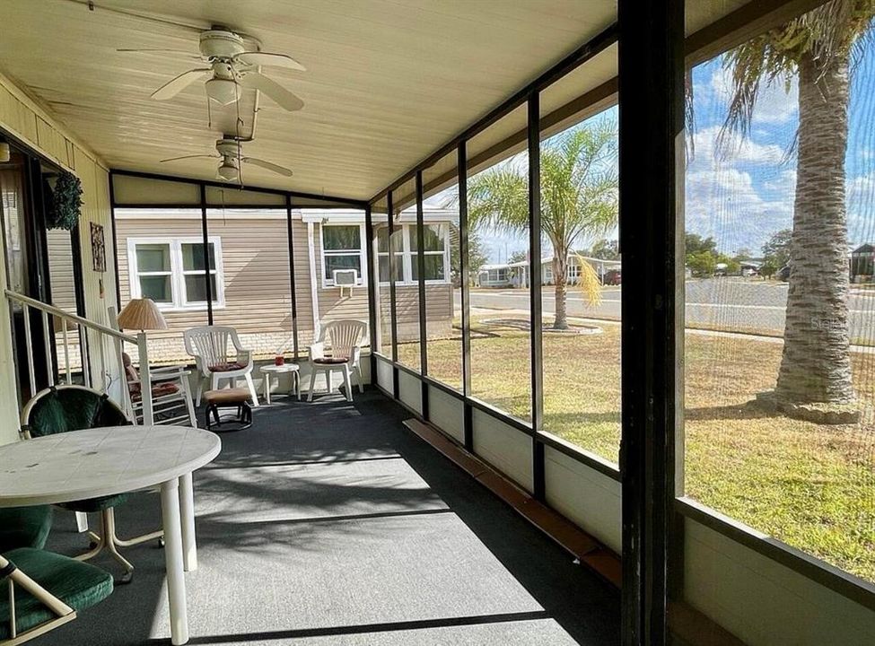 For Sale: $97,800 (2 beds, 2 baths, 900 Square Feet)