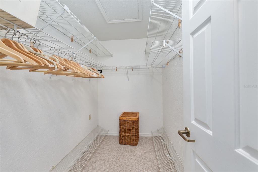 For Sale: $162,900 (2 beds, 2 baths, 1096 Square Feet)