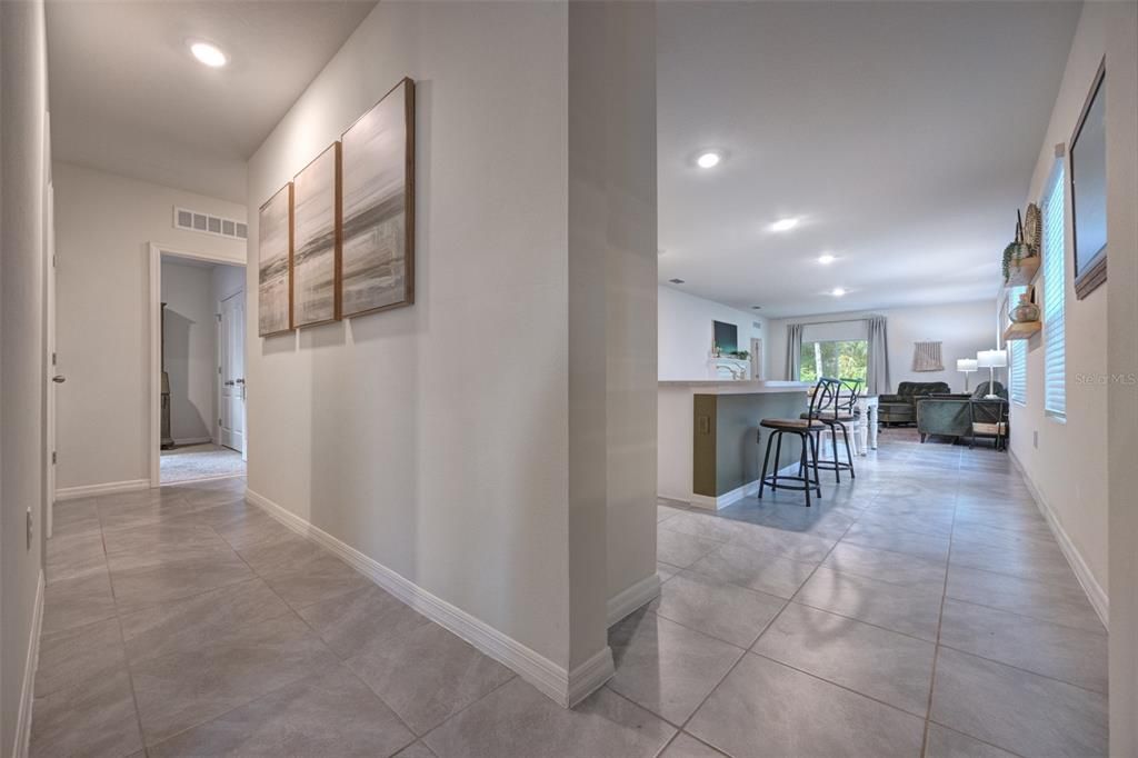En Venta: $325,000 (3 camas, 2 baños, 1649 Pies cuadrados)