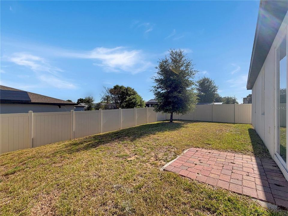 For Sale: $282,000 (3 beds, 2 baths, 1734 Square Feet)