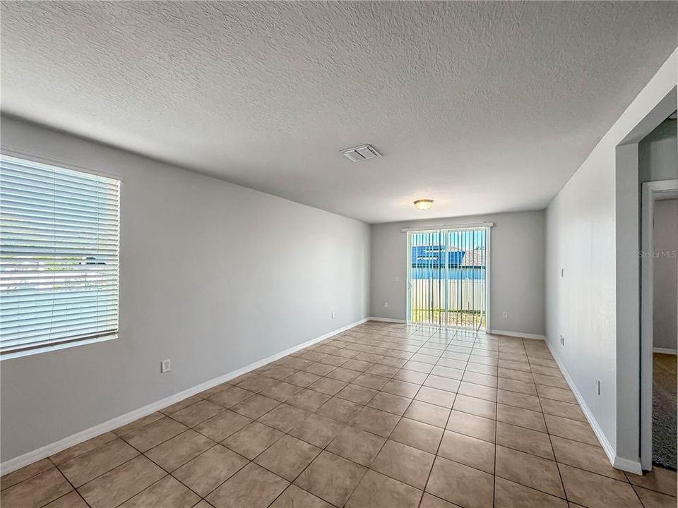 For Sale: $282,000 (3 beds, 2 baths, 1734 Square Feet)