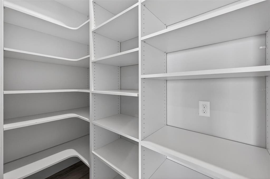 На продажу: $899,000 (4 спален, 3 ванн, 3589 Квадратных фут)