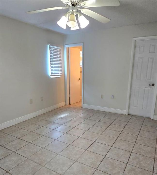 Active With Contract: $152,500 (2 beds, 2 baths, 1025 Square Feet)