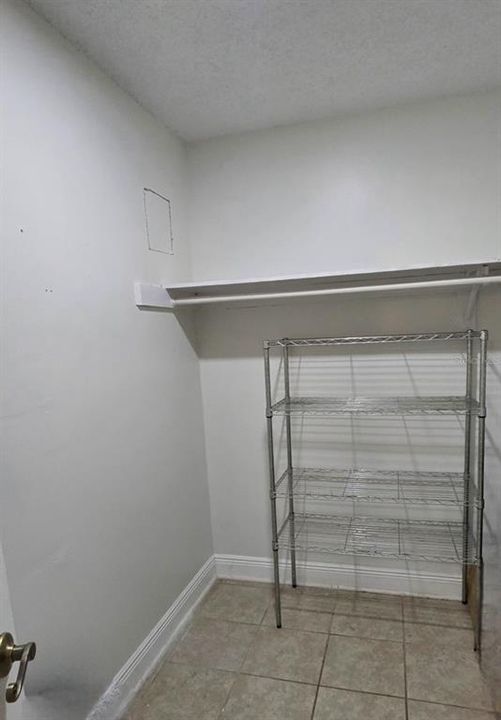 Active With Contract: $152,500 (2 beds, 2 baths, 1025 Square Feet)