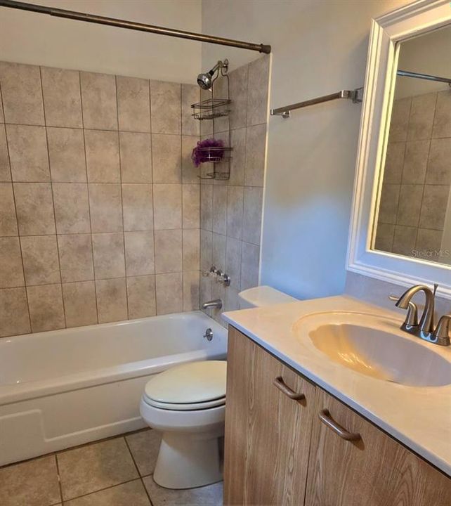 Active With Contract: $152,500 (2 beds, 2 baths, 1025 Square Feet)
