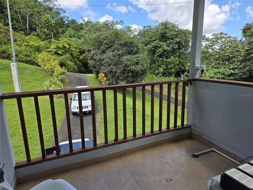 For Sale: $250,000 (4 beds, 3 baths, 1432 Square Feet)