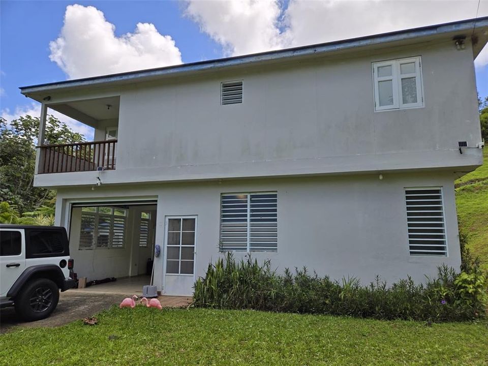 For Sale: $250,000 (4 beds, 3 baths, 1432 Square Feet)