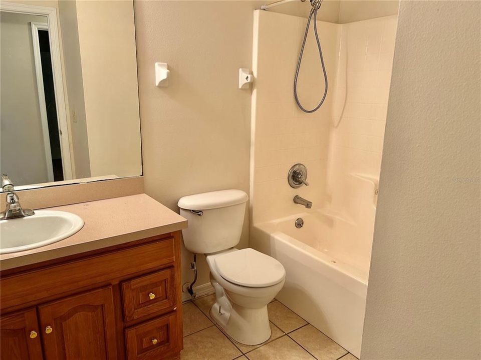 For Sale: $255,000 (3 beds, 2 baths, 1450 Square Feet)