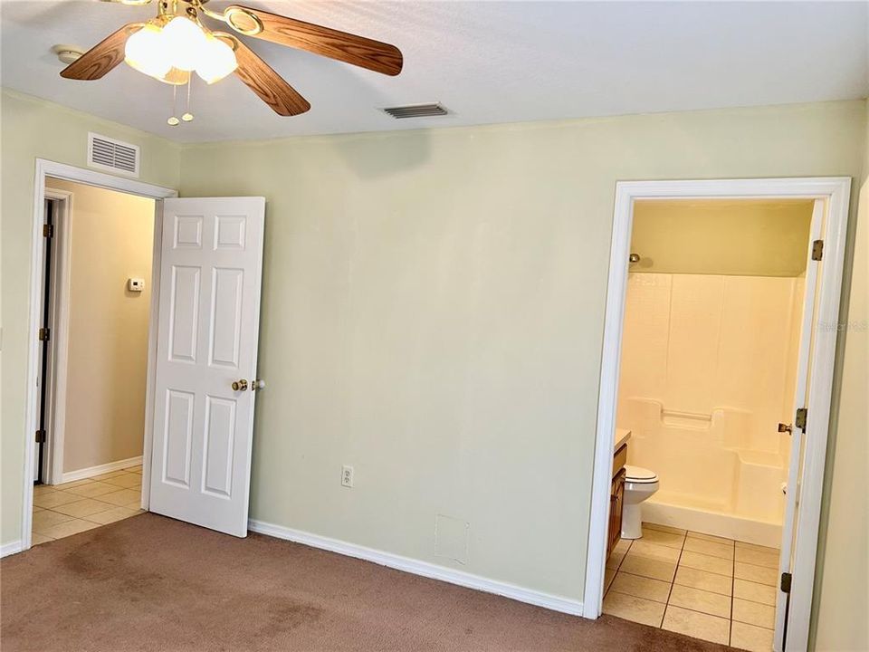For Sale: $255,000 (3 beds, 2 baths, 1450 Square Feet)