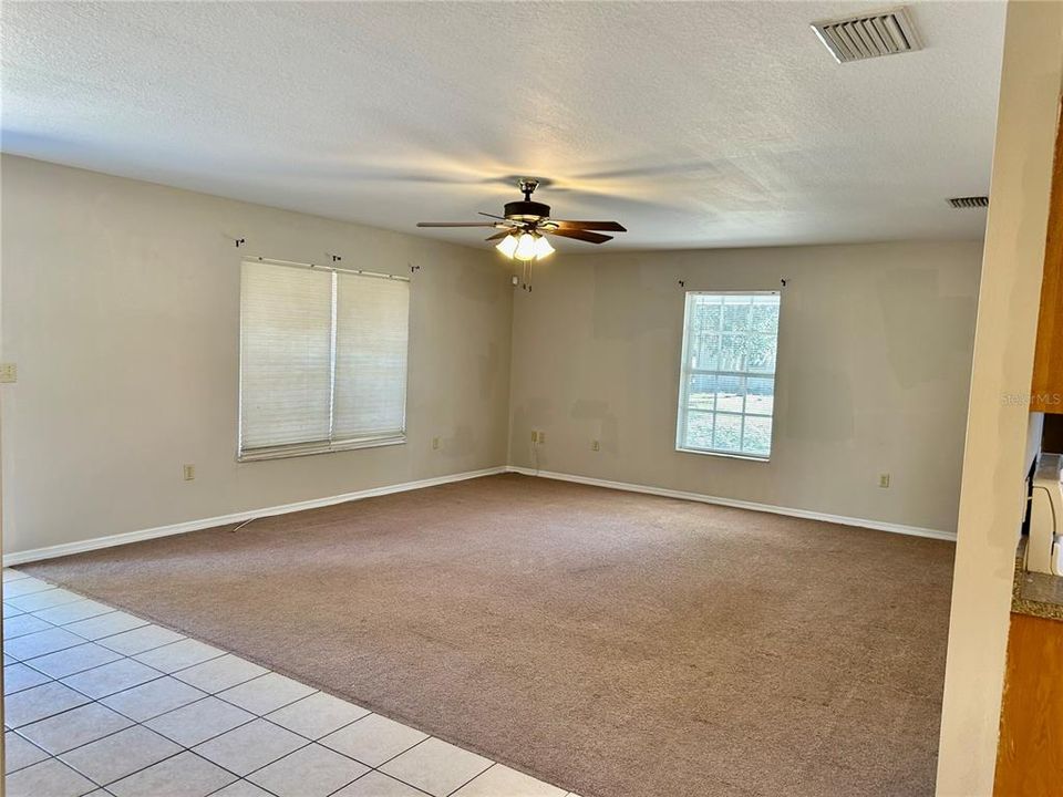 For Sale: $255,000 (3 beds, 2 baths, 1450 Square Feet)