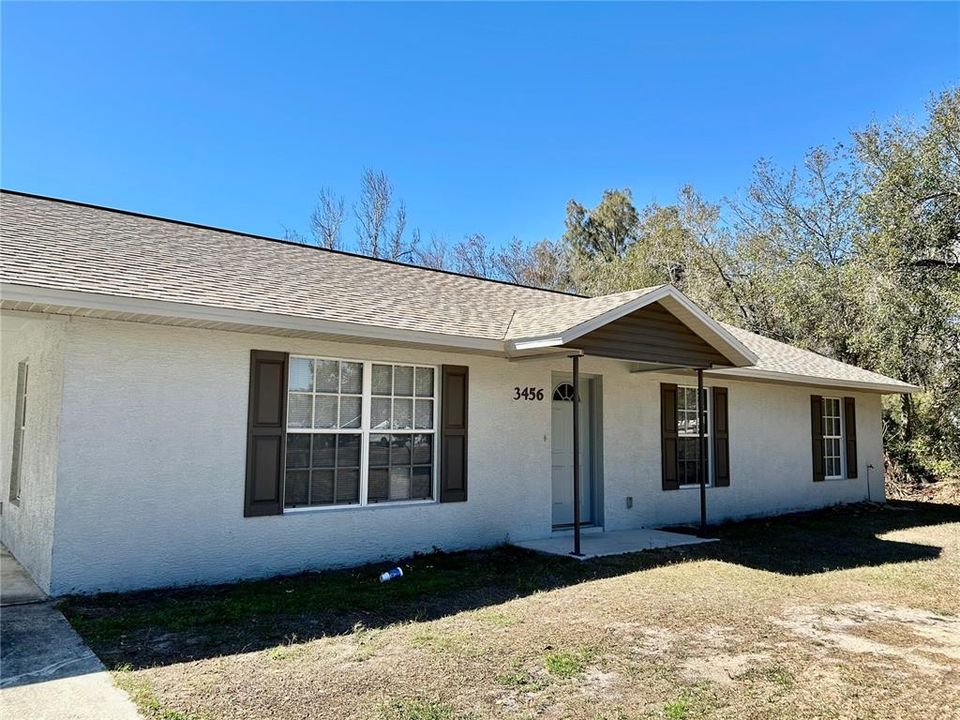 For Sale: $255,000 (3 beds, 2 baths, 1450 Square Feet)