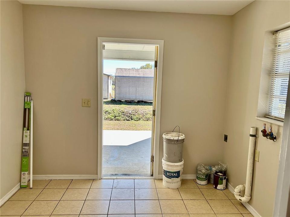 For Sale: $255,000 (3 beds, 2 baths, 1450 Square Feet)